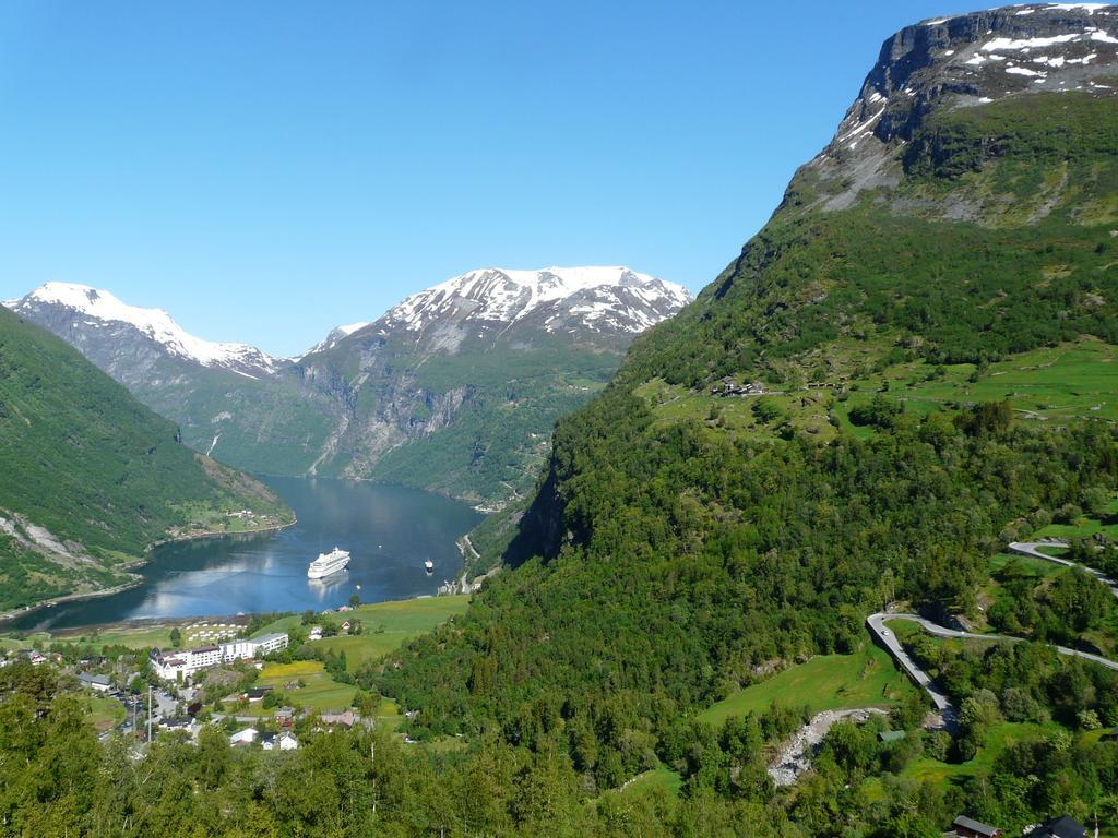 Hole Hytter Geiranger Exterior foto